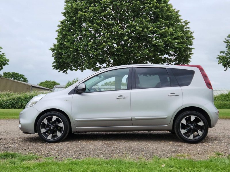 NISSAN NOTE