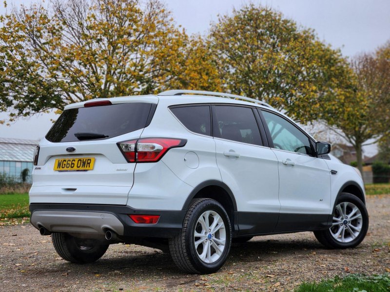 FORD KUGA