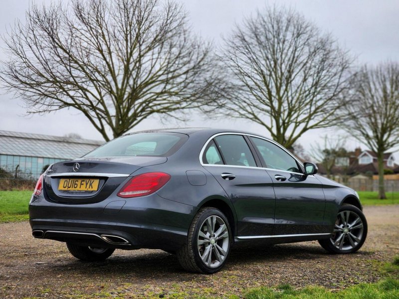 MERCEDES-BENZ C CLASS