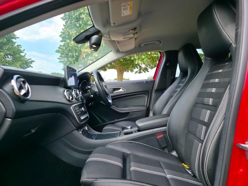 MERCEDES-BENZ GLA CLASS