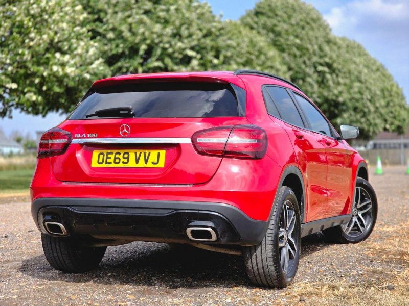 MERCEDES-BENZ GLA CLASS
