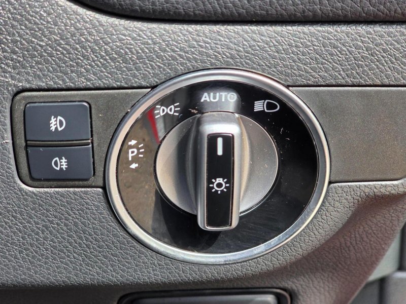 MERCEDES-BENZ GLA CLASS