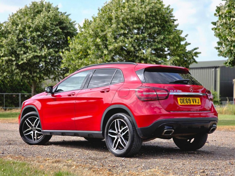 MERCEDES-BENZ GLA CLASS