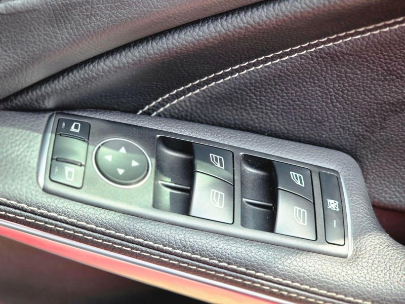 MERCEDES-BENZ GLA CLASS