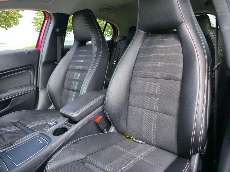 MERCEDES-BENZ GLA CLASS