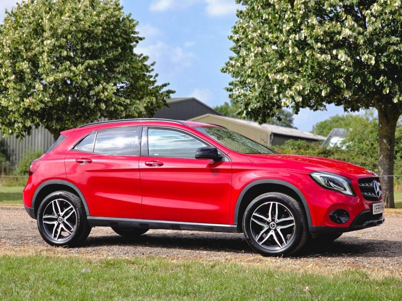 MERCEDES-BENZ GLA CLASS