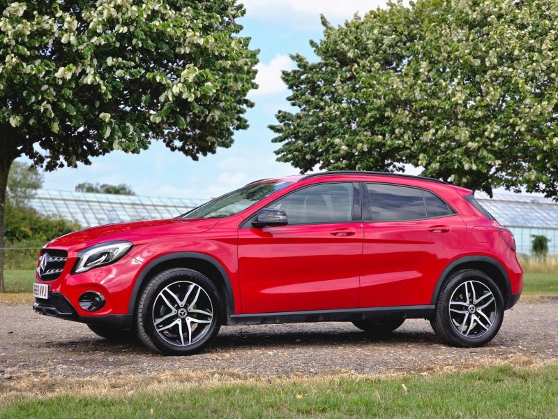 MERCEDES-BENZ GLA CLASS
