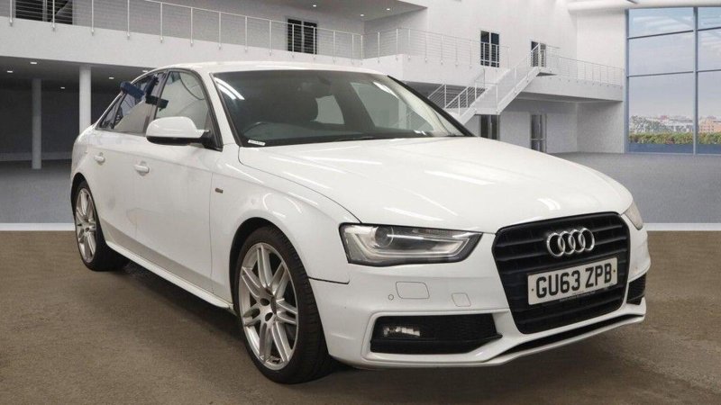 AUDI A4 1.8 TFSI Black Edition Multitronic Euro 6 (s/s) 4dr